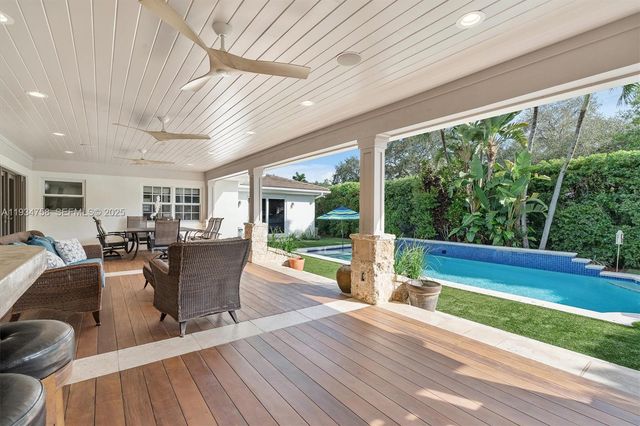 390 NE 103rd St, Miami Shores, FL 33138