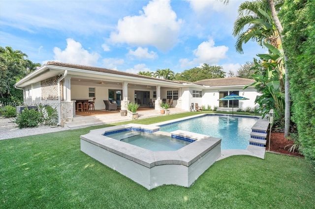 390 NE 103rd St, Miami Shores, FL 33138