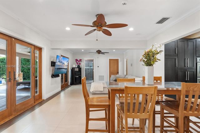 390 NE 103rd St, Miami Shores, FL 33138