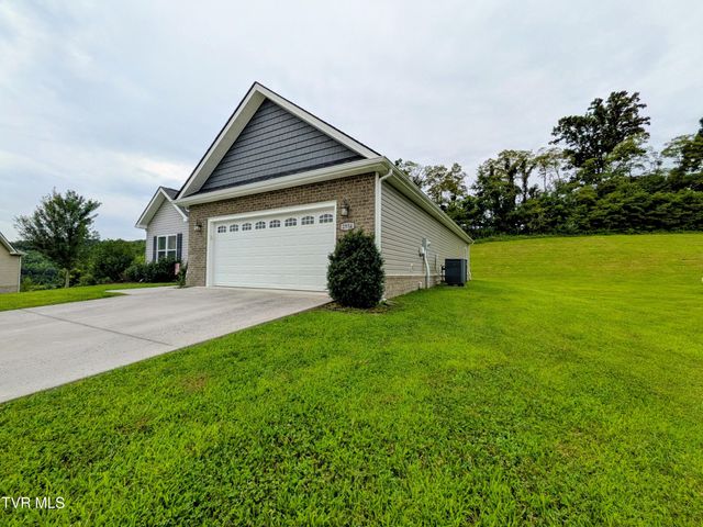 2954 Southbridge Road, Kingsport, TN 37664