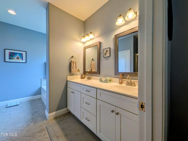 2954 Southbridge Road, Kingsport, TN 37664
