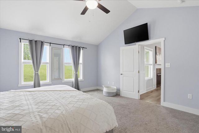 202 NAPLES WAY, Charles Town, WV 25414