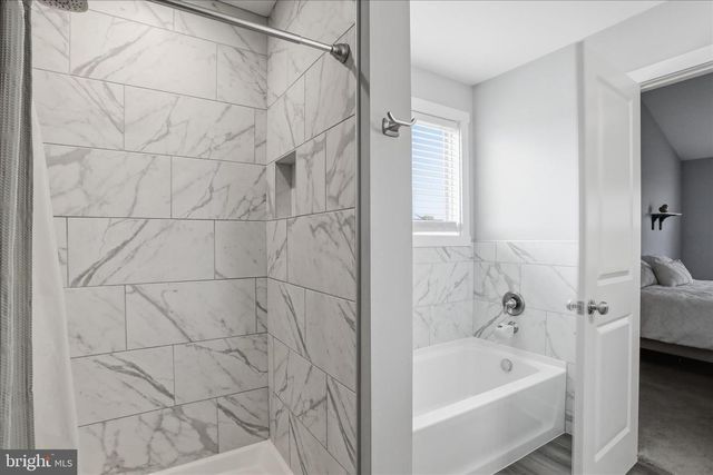 202 NAPLES WAY, Charles Town, WV 25414