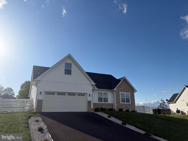 202 NAPLES WAY, Charles Town, WV 25414