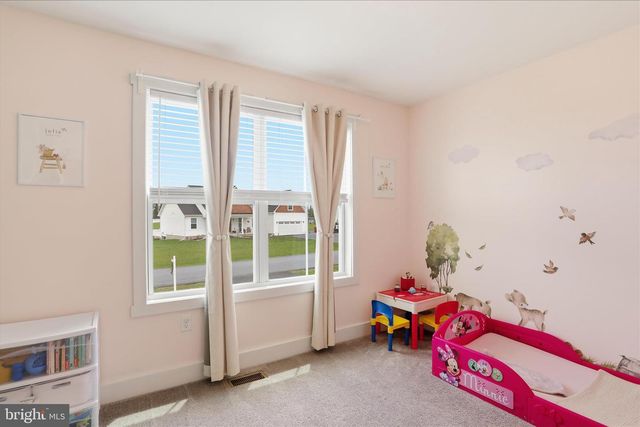 202 NAPLES WAY, Charles Town, WV 25414
