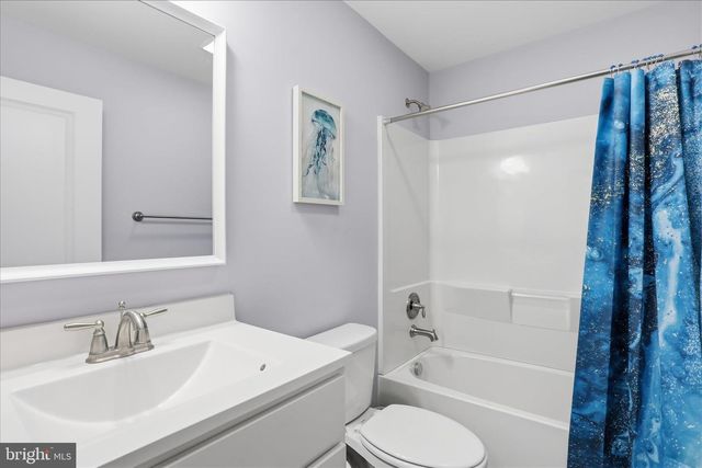 202 NAPLES WAY, Charles Town, WV 25414