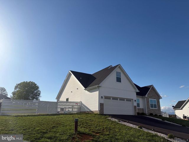 202 NAPLES WAY, Charles Town, WV 25414