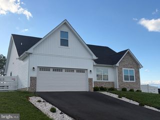 202 NAPLES WAY, Charles Town, WV 25414