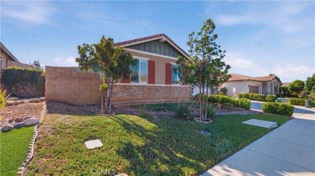 28662 Wedelia, Menifee, CA 92584