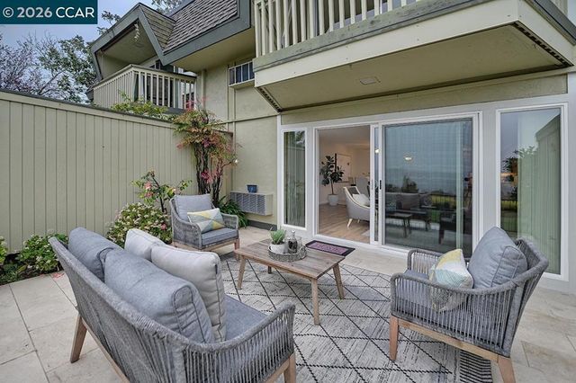 2589 Pine Knoll Dr 5, Walnut Creek, CA 94595