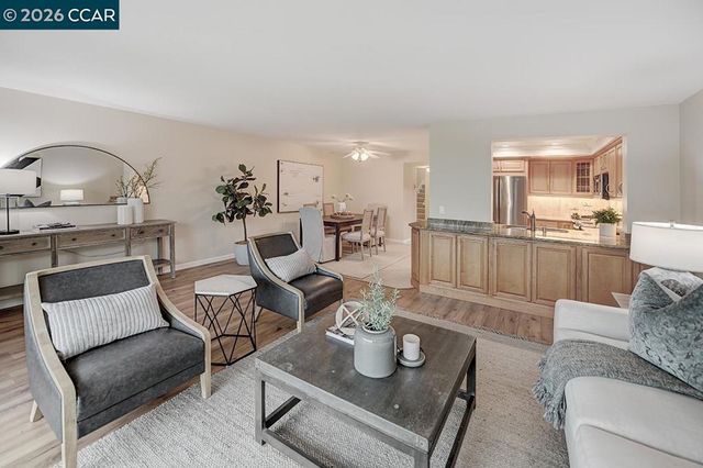 2589 Pine Knoll Dr 5, Walnut Creek, CA 94595