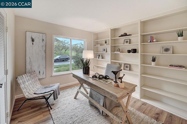 2589 Pine Knoll Dr 5, Walnut Creek, CA 94595