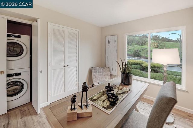 2589 Pine Knoll Dr 5, Walnut Creek, CA 94595