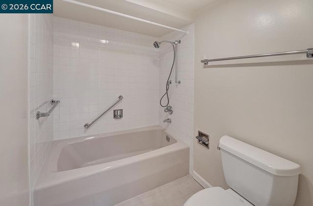 2589 Pine Knoll Dr 5, Walnut Creek, CA 94595