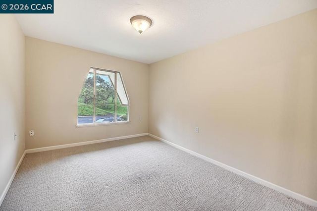 2589 Pine Knoll Dr 5, Walnut Creek, CA 94595