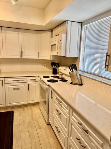 2801 MAGDALINA DRIVE 1D, Punta Gorda, FL 33950