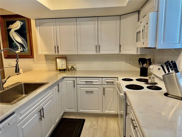 2801 MAGDALINA DRIVE 1D, Punta Gorda, FL 33950