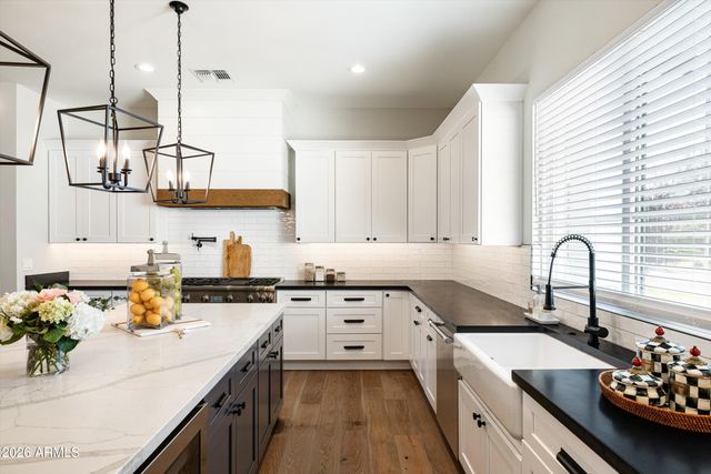 4833 N 31ST Street, Phoenix, AZ 85016