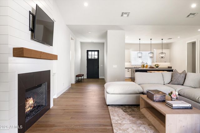 4833 N 31ST Street, Phoenix, AZ 85016