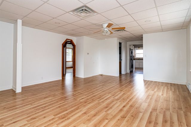 107 Race Street, Cambridge, IA 50046