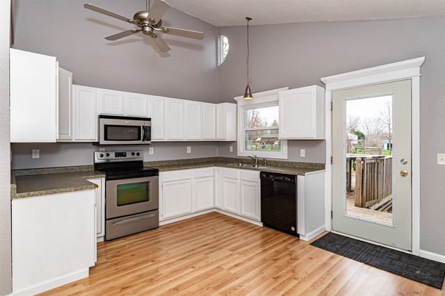 107 Race Street, Cambridge, IA 50046