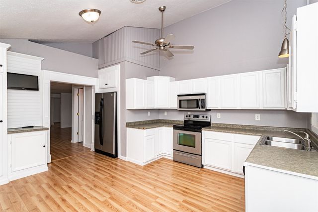 107 Race Street, Cambridge, IA 50046