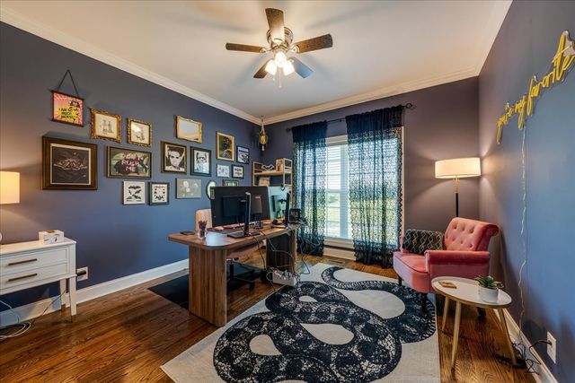 1301 Whiteside Hill Rd, Wartrace, TN 37183