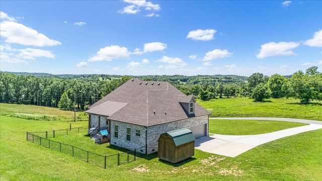 1301 Whiteside Hill Rd, Wartrace, TN 37183