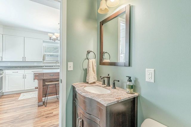 5807 WISCONSIN Street, Mcfarland, WI 53558