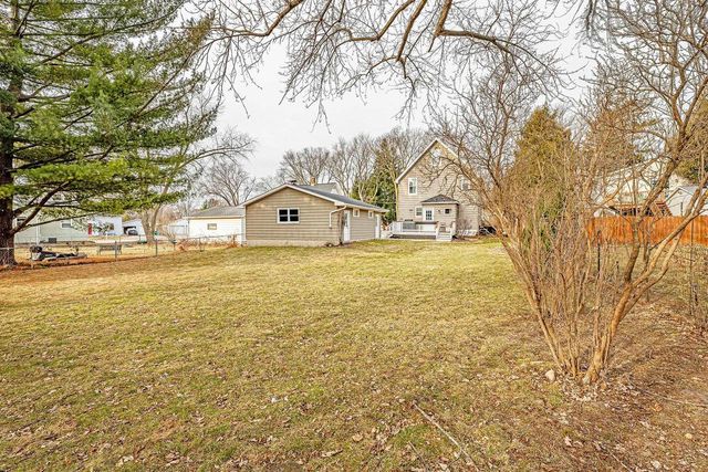 5807 WISCONSIN Street, Mcfarland, WI 53558