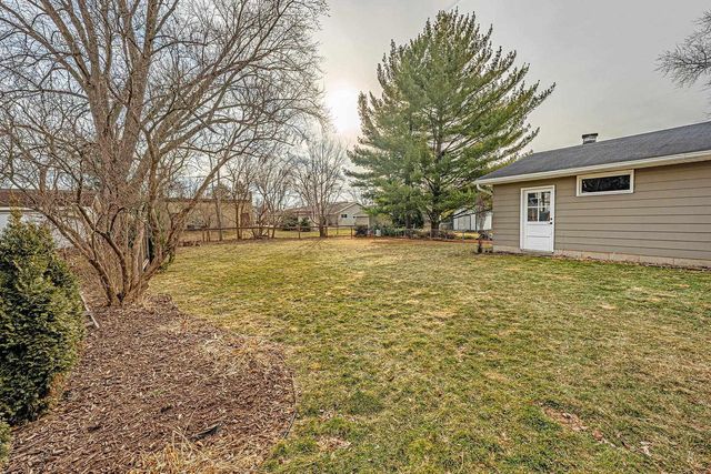 5807 WISCONSIN Street, Mcfarland, WI 53558