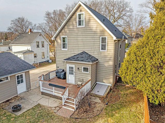 5807 WISCONSIN Street, Mcfarland, WI 53558