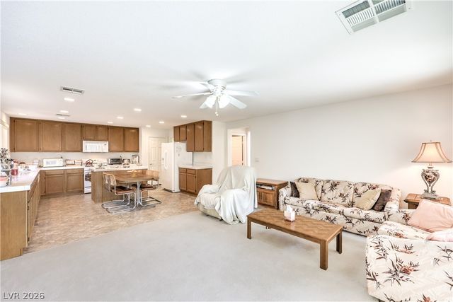 6532 Giant Oak Street, North Las Vegas, NV 89084