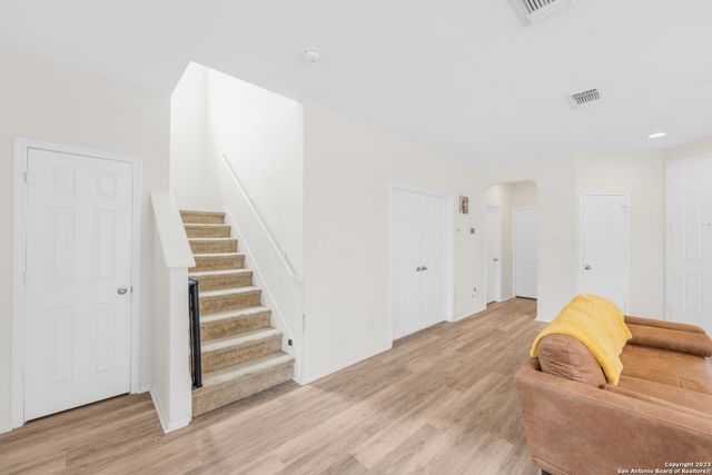 8422 BRAZOS PT, San Antonio, TX 78252