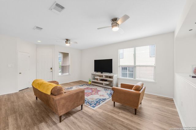 8422 BRAZOS PT, San Antonio, TX 78252