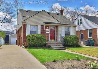 486 University Street, Ferndale, MI 48220