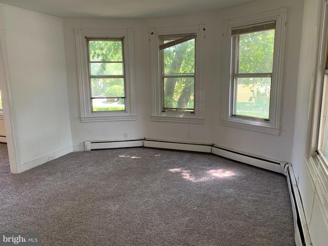 719 PEMBROKE AVE, East Lansdowne, PA 19050