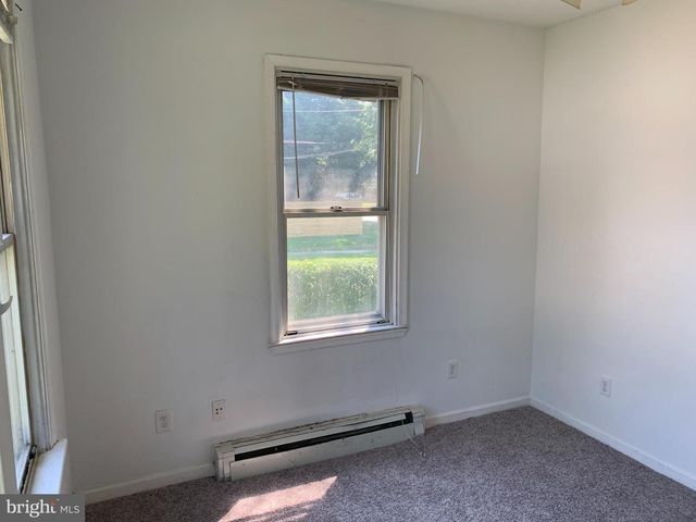 719 PEMBROKE AVE, East Lansdowne, PA 19050