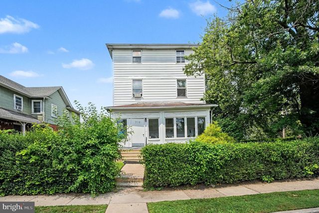 719 PEMBROKE AVE, East Lansdowne, PA 19050