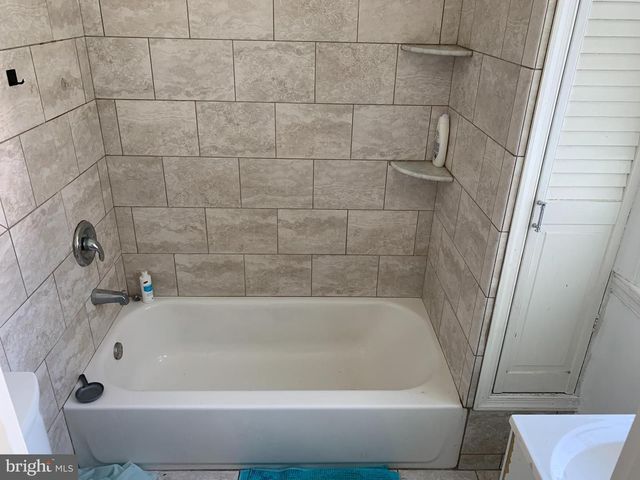 719 PEMBROKE AVE, East Lansdowne, PA 19050
