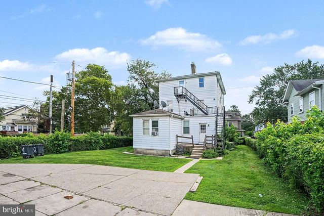 719 PEMBROKE AVE, East Lansdowne, PA 19050