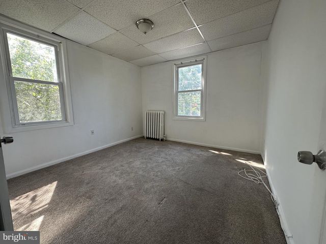 719 PEMBROKE AVE, East Lansdowne, PA 19050