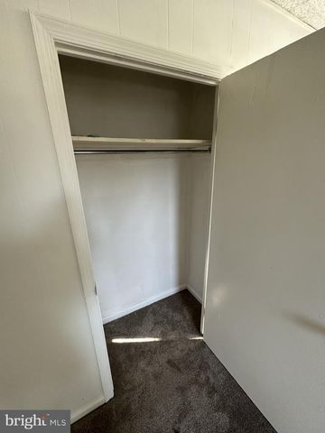 719 PEMBROKE AVE, East Lansdowne, PA 19050
