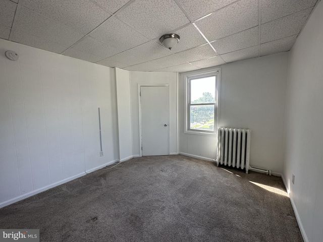 719 PEMBROKE AVE, East Lansdowne, PA 19050