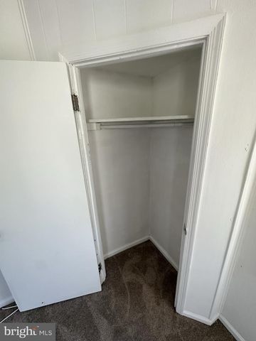 719 PEMBROKE AVE, East Lansdowne, PA 19050