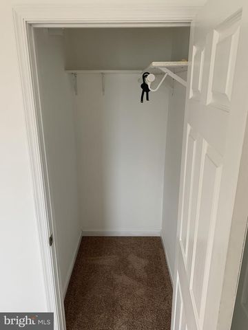 719 PEMBROKE AVE, East Lansdowne, PA 19050