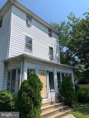 719 PEMBROKE AVE, East Lansdowne, PA 19050
