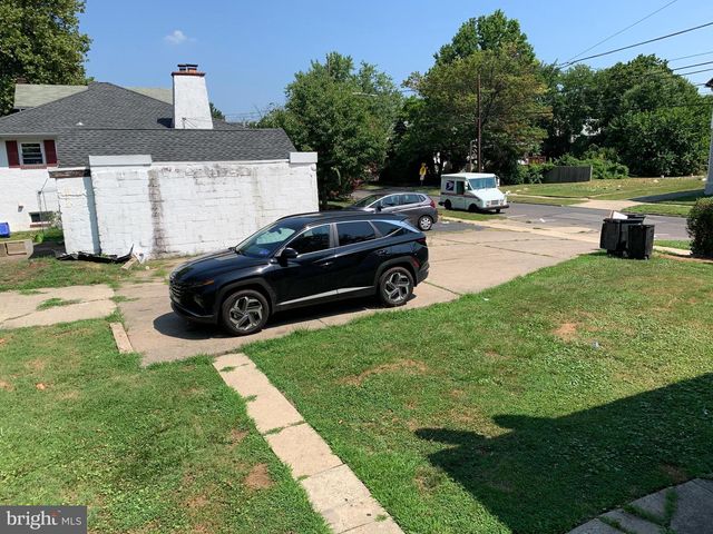 719 PEMBROKE AVE, East Lansdowne, PA 19050