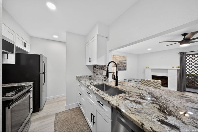 11520 Huebner Rd Apt 501, San Antonio, TX 78230