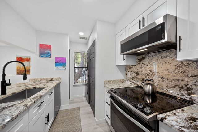 11520 Huebner Rd Apt 501, San Antonio, TX 78230